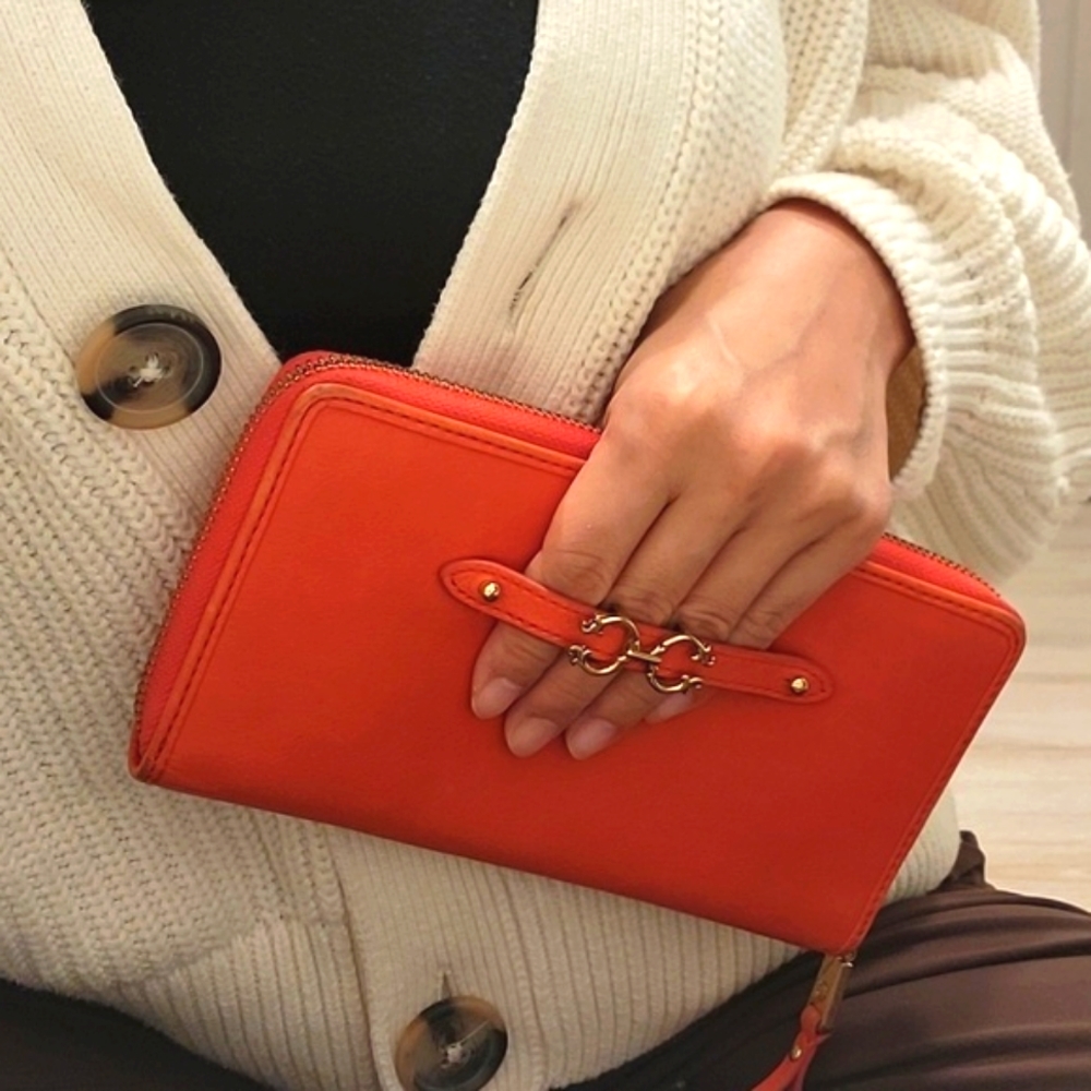 C wonder leather zipper wallet - Picture 2 of 10